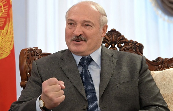 Лукашенко заявил, что в России поняли, зачем он «прихлопнул» банк «Газпрома»