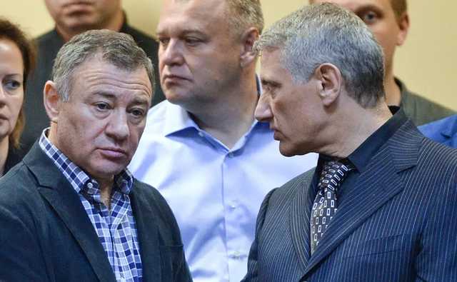 Близких к Путину олигархов Ротенбергов обвинили в обходе санкций
