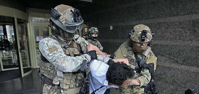 Киевскому террористу Сухробу Каримову не избрали меру пресечения: озвучена причина