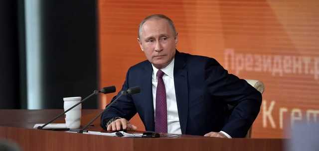 Путина в июле заменил "подтянутый" двойник: всплыли фотодоказательства