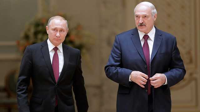 Лукашенко о разговоре с Путиным: Россия поможет при первом запросе