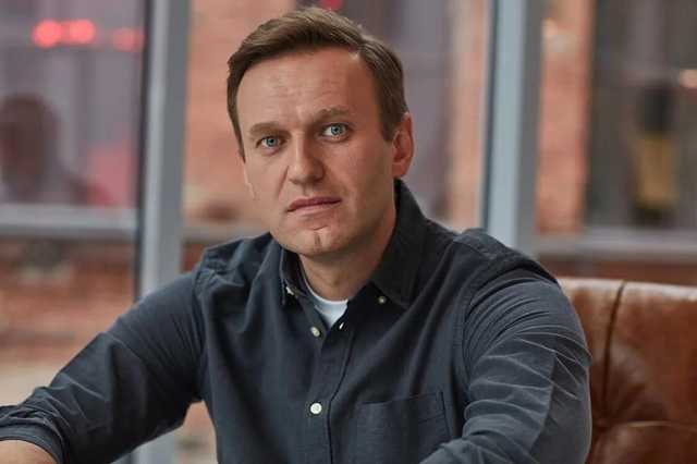 В смывах с рук Навального нашли даже компонент пищевой пленки и оболочки колбасы