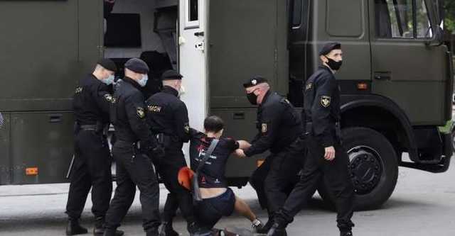 «Сейчас им устроят «вырезание». Белорусский оппозиционер анонсировал жуткую месть ОМОНовцам
