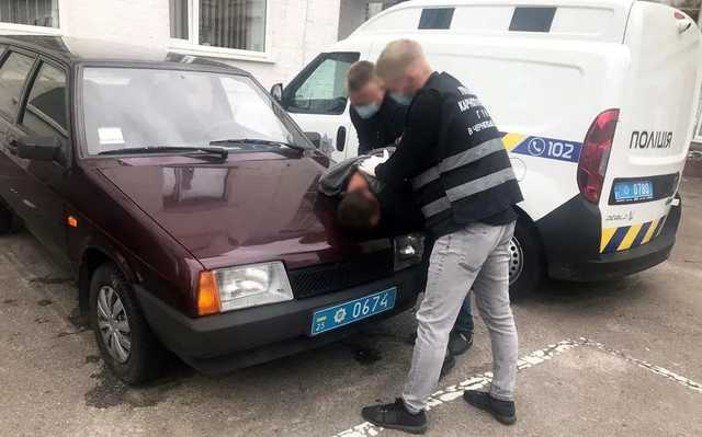 В Чернигове мужчина изнасиловал школьницу в туалете популярного ресторана