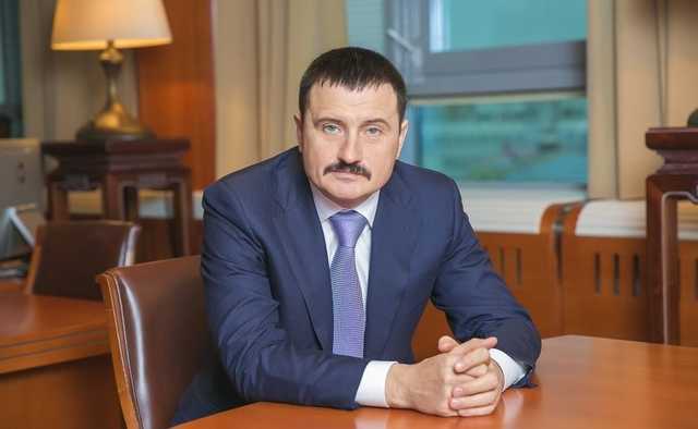 "Банкстер-решала" Михаил Кузовлев?