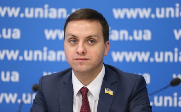 Помощник нардепа-“слуги” устроил ДТП в Мелитополе и пытается ”откосить”