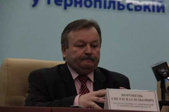 Главный налоговик Тернополя пойманный на вымогательстве, скрыл фирмы жены из декларации