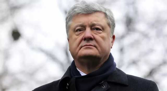 Порошенко заболел коронавирусом и призвал украинцев беречь себя