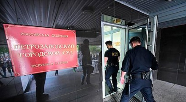 Кремль указал на серьезные обвинения в деле историка Дмитриева