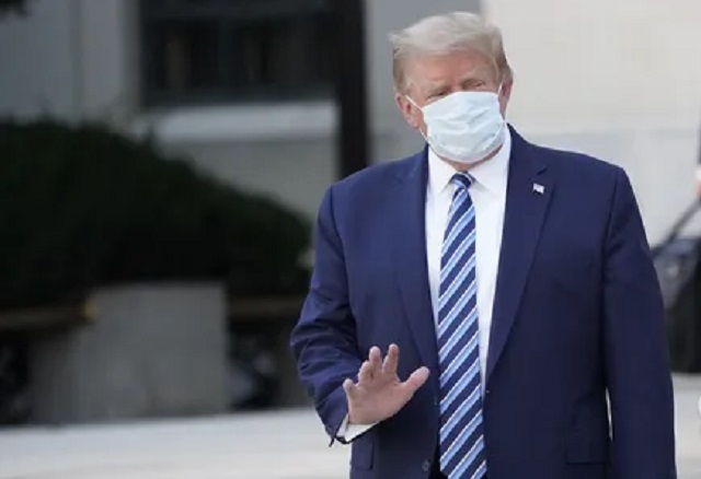 Трампа выписали из больницы: он призвал не бояться коронавируса