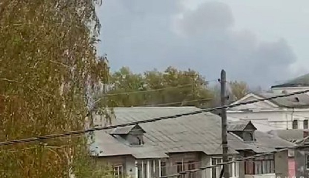 Эвакуированы сотни человек после взрыва в бывшей воинской части под Рязанью