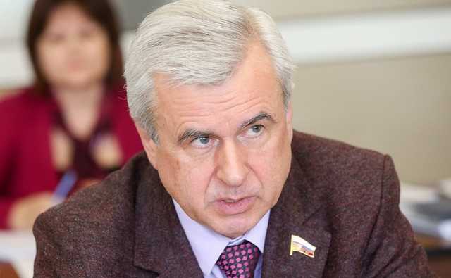 Лысаков "попал" под "каток" Собянина?