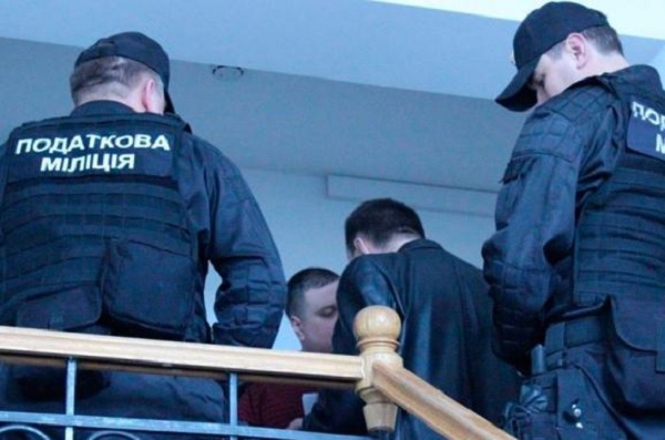 Как правильно лизать зад начальнику. Пособие от налоговых ментов