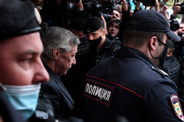 Адвокаты принесли миллионы рублей на пересмотр приговора Ефремову