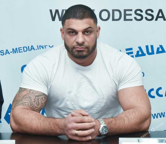 На Одесчине взорвали машину кандидата-охранника
