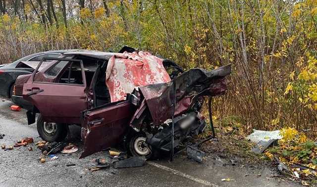 Прокурор угробил двух человек в ДТП на Черниговщине