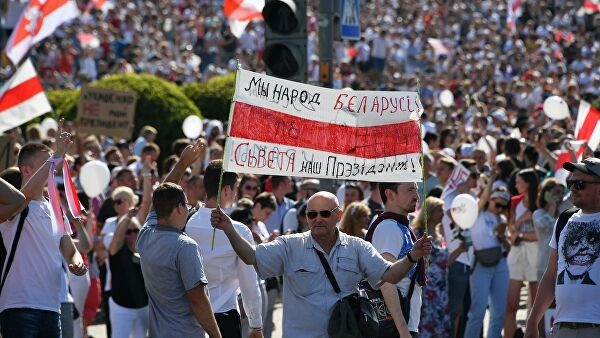 Как кремлевская пропаганда атакует бунтующую Беларусь