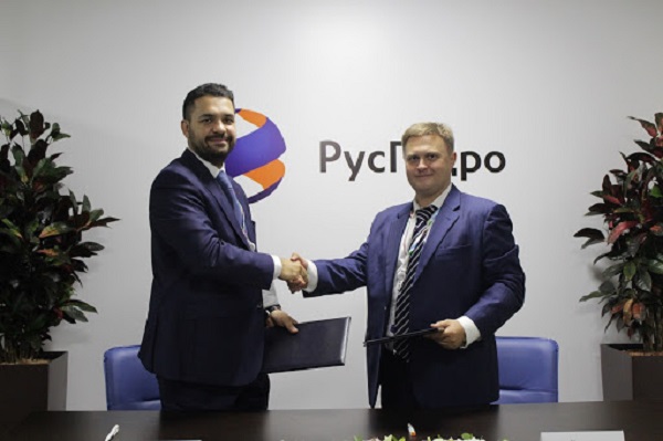 Небедный "родственник" Хмарин рвется к "Русгидро"?