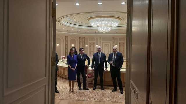 Друзья друзей. Что за зарубежные СМИ, которым Лукашенко дал интервью