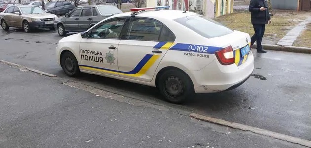 В центре Киева иностранец расстрелял мужчину в подъезде дома