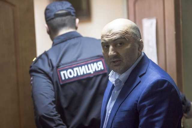 «Необходимо заплатить лично Мишустину». Как завхоз Путина был главным мытарем