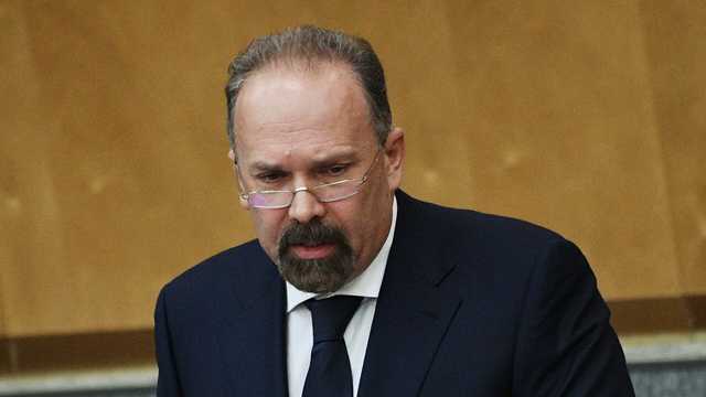 Мень проложит дорогу Ферояну?
