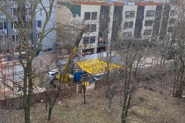 “KyivBudDevelopment” пытается запугать жителей дома на Кургановской, 3