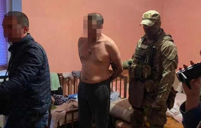 В Днепропетровской области задержали депутата, возглавлявшего ОПГ, которая грабила фермеров