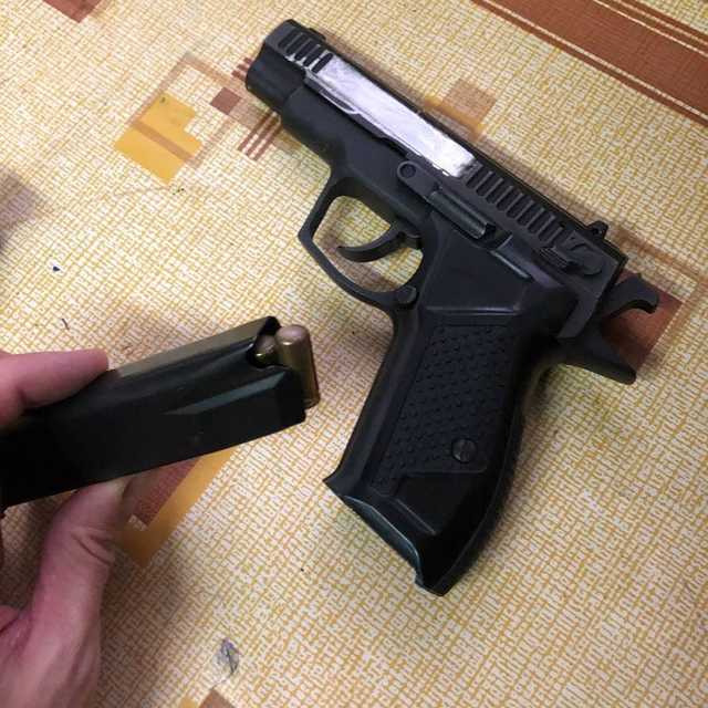 В Киеве двое полицейских организовали трех грузинских воров на квартирную кражу