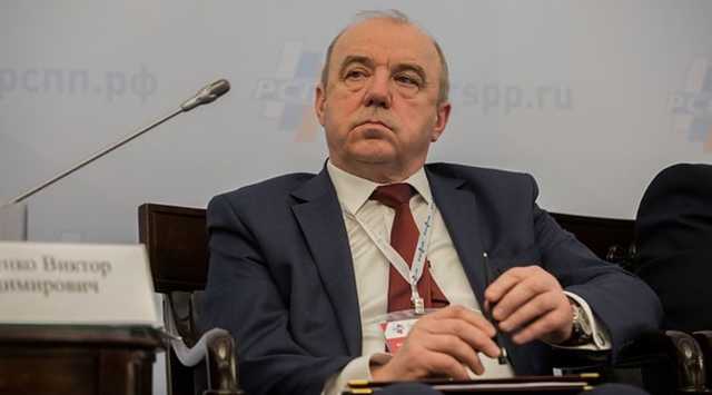 Пока Лукашенко бегает с автоматом, его министры «химичат» с пальмовым маслом