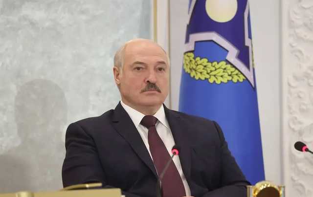 Лукашенко пообещал проект новой Конституции РБ к концу года. Тихановская отреагировала