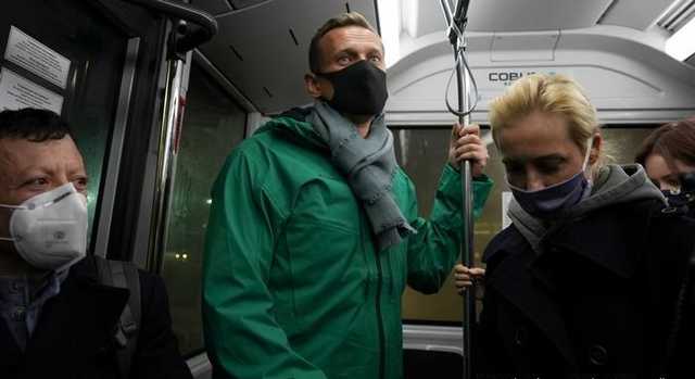 В химкинском УВД начался суд над Навальным