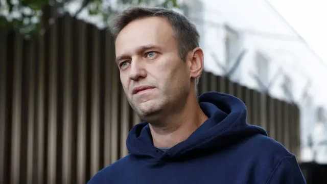 Задержание Навального: маски сорваны. Больше никакой игры в слова