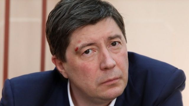 "Югру" не отпускает Хотин