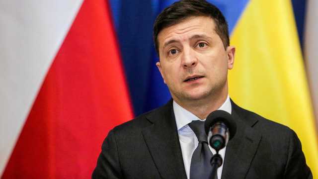 Рейтинг Зеленского скатился ниже 20%, а его партия опустилась на третье место