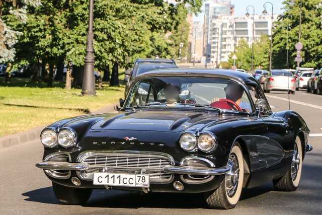 К 460 млрд руб «Газпрома» на Corvette 1965 года