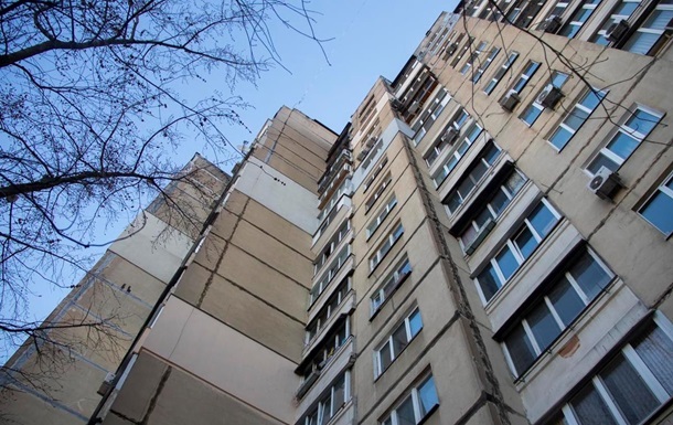 В Киеве в разгар вечеринки парень выпал с 12-го этажа