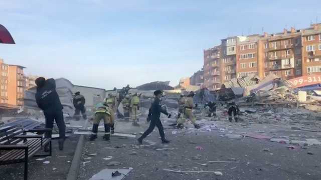 Появилось видео с места мощного взрыва в супермаркете во Владикавказе