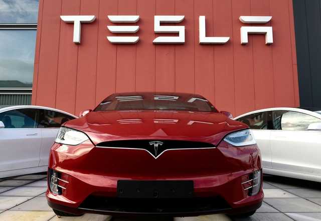 Игра в покер с "чайниками". В чем секрет сверхбыстрого роста акций Tesla