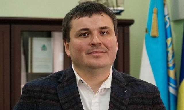 Главе «Укроборонпрома» Гусеву перед ликвидацией госконцерна подняли зарплату почти в 4 раза