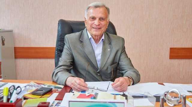 Экс-ректора луганского вуза-переселенца подозревают в растрате