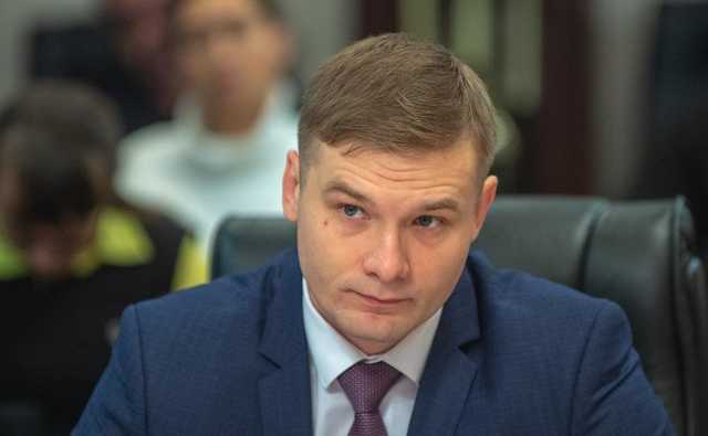 Силовики подбираются к губернатору Коновалову?
