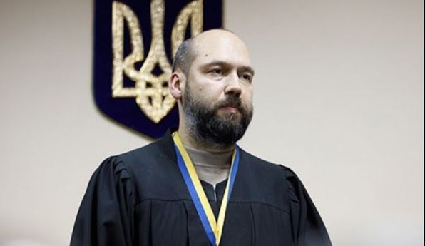 Судья Печерского суда столицы Сергей Вовк: отпетый подонок