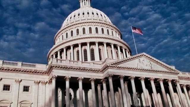 Почти $2 триллиона. Палата представителей Конгресса США одобрила антиковидный план помощи для американцев