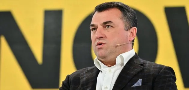 Глава НКРЭКУ Тарасюк купил элитное авто почти за 1,5 млн