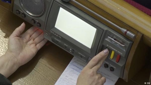 Конец кнопкодавства? Почему сенсорную кнопку в Раде вводили 13 лет