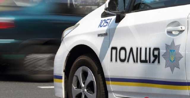 В Одессе неадекват откусил палец патрульному полицейскому