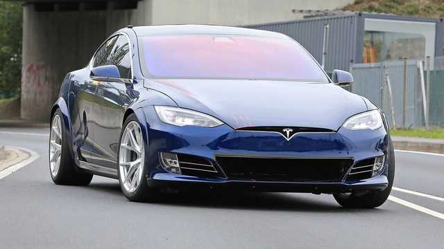 Tesla не пригодилась Крючкову для вымогательства