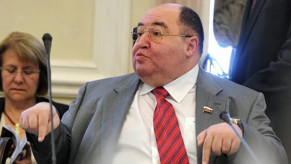 Хинштейн рассказал подробности истории «фармацевтического короля» Шпигеля