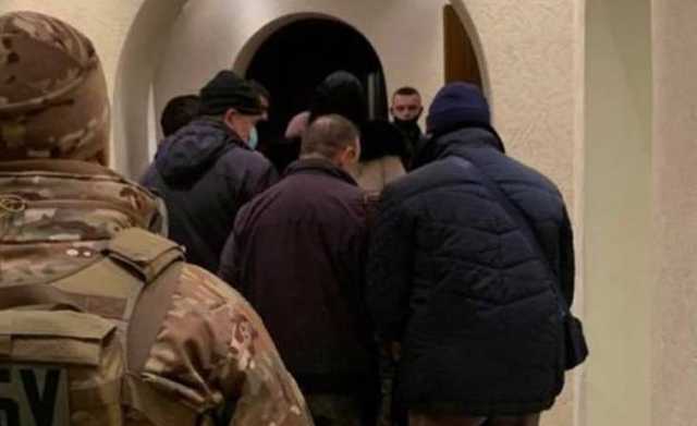 В Киеве задержали мошенников, укравших 5 млн долларов